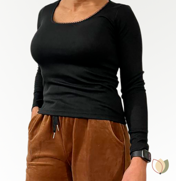Remera Manga Larga Soft Morley con Puntilla