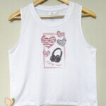 Musculosa Feel de Music colgada