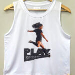 Musculosa Play colgada
